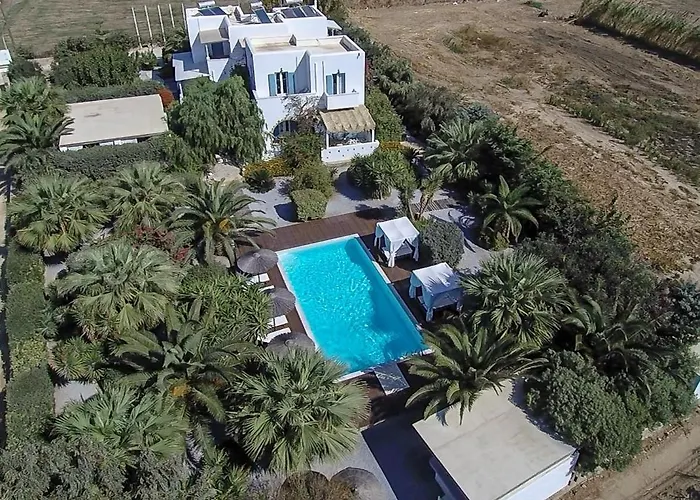 Valena Mare & Apartmanhotel 4*