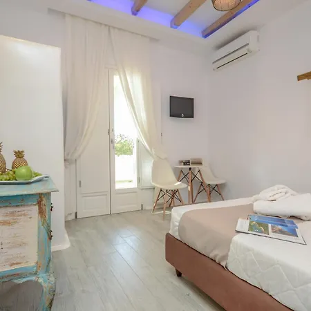 Valena Mare & 4* Plaka (Naxos)