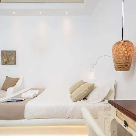 Valena Mare & Aparthotel Plaka (Naxos)
