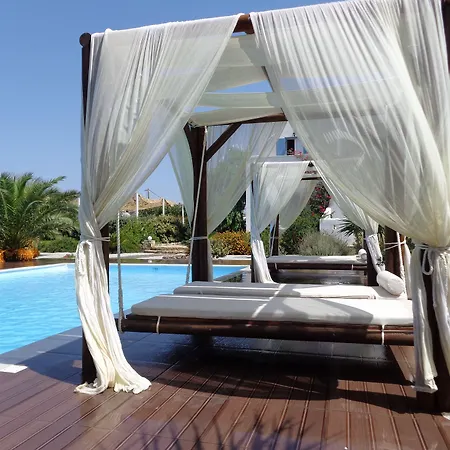 Valena Mare & Aparthotel 4*