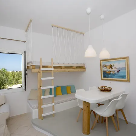Valena Mare & Aparthotel 4*