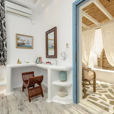 Valena Mare & Plaka (Naxos)
