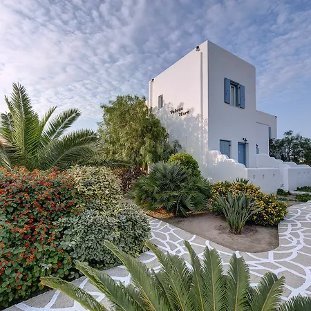 Valena Mare & Plaka (Naxos)