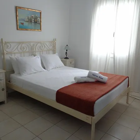 Valena Mare & Aparthotel Plaka (Naxos)
