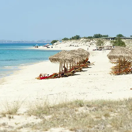 Valena Mare & Plaka (Naxos)